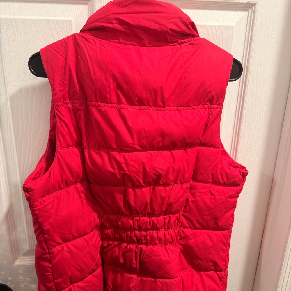 GAP Bright hot pink/red Quilted Puffer Vest - Picture 2 of 4